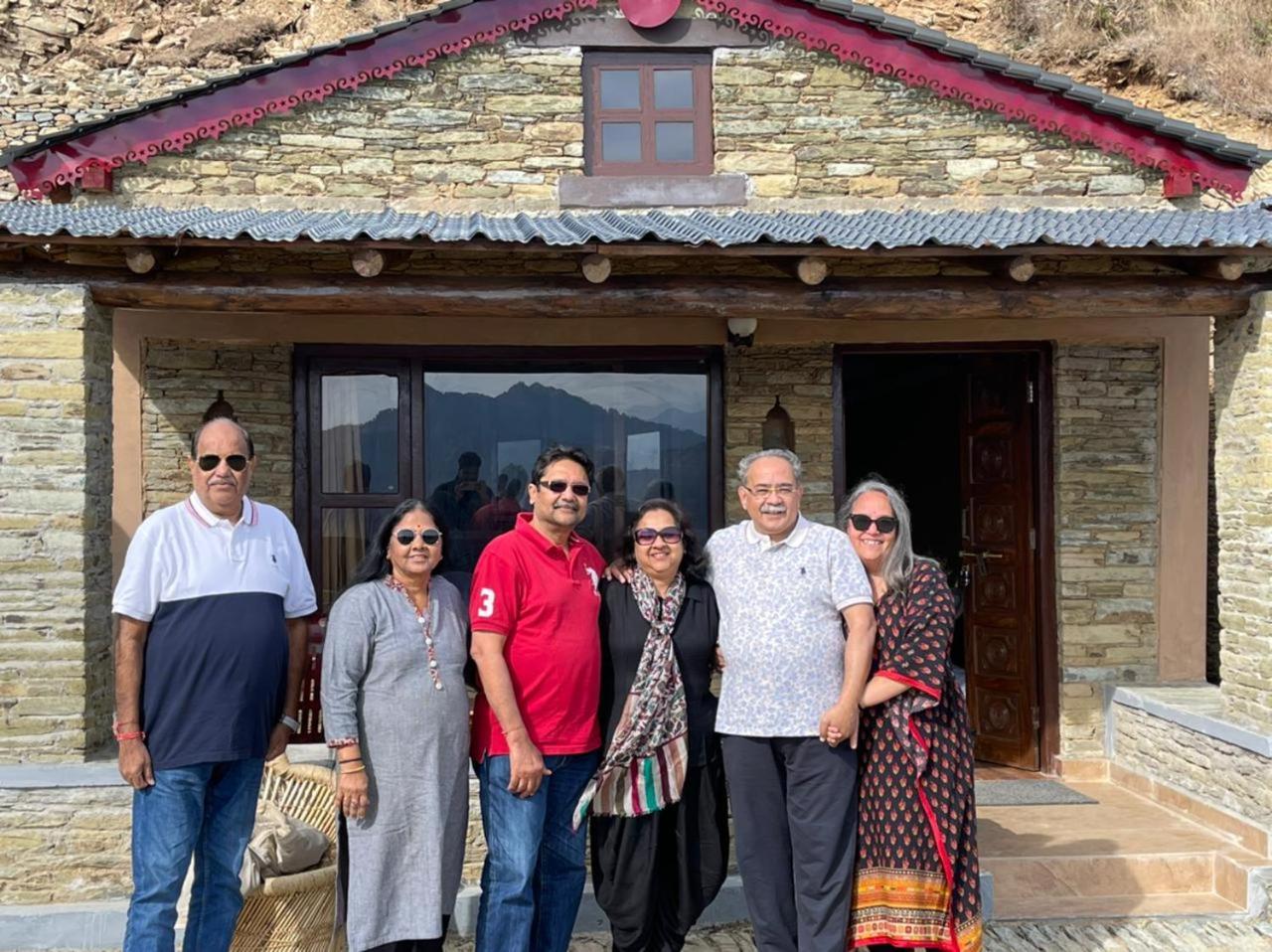 Meraki Huts Pauri Стая снимка
