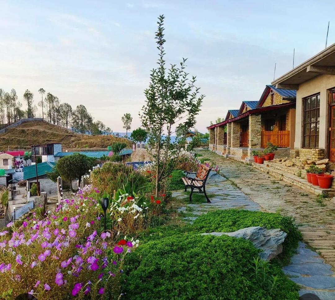 Meraki Huts Pauri Екстериор снимка